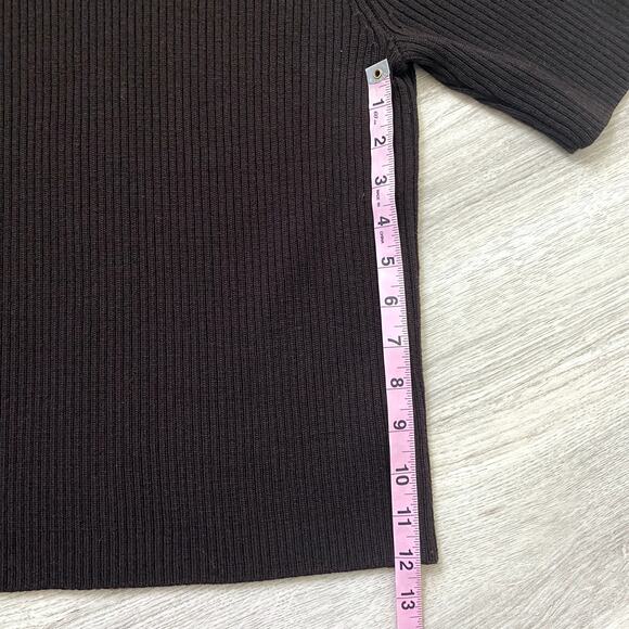 DKNY Petite Short Sleeve 100% Wool Turtleneck Sweater Size Small - Picture 6 of 6